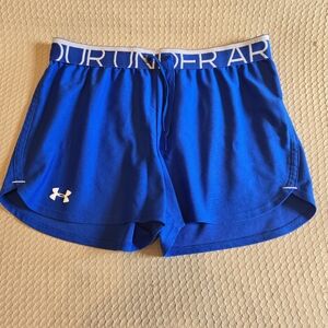 Underarmour athletic shorts